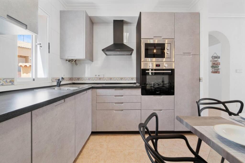 Villa-Capricho Playa - Zeus Торевьиа Экстерьер фото